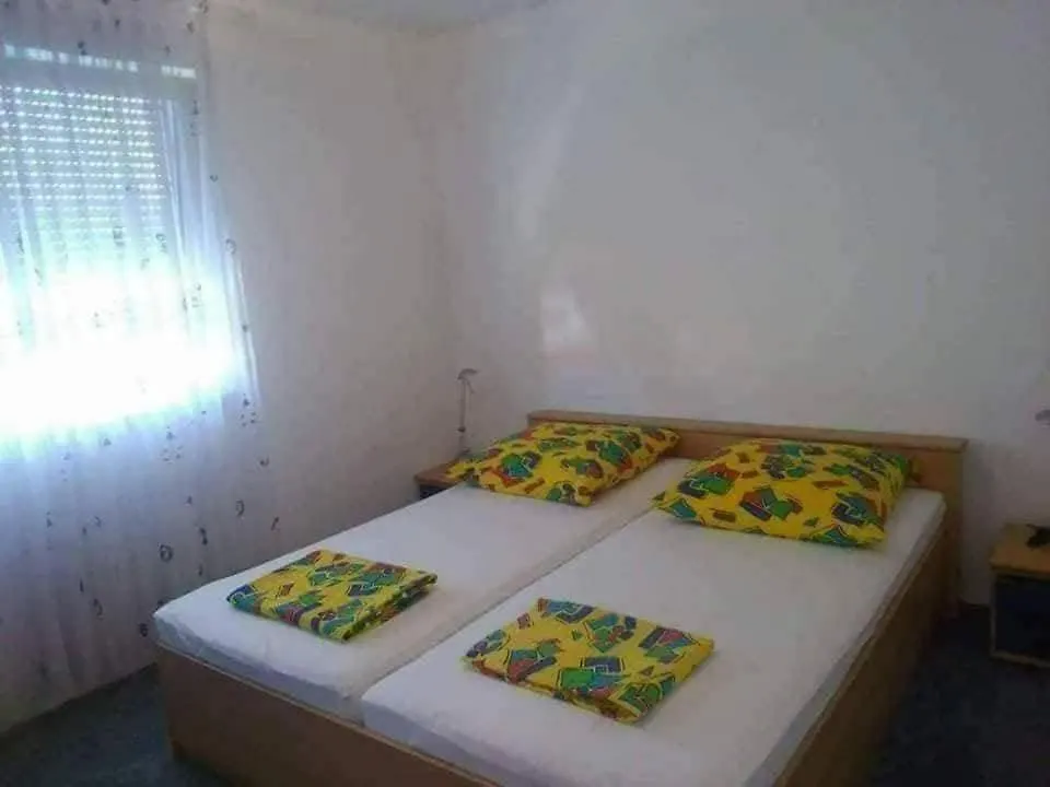 Sunlit Zadar Apartment
